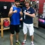 Чемпион Индии продолжает изучать технику бокса, в США, у русского тренера по боксу, Михаила Козловского.