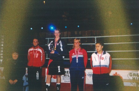 Джил Эмери завоевала чемпионский кубок в Норвегии 2004 г